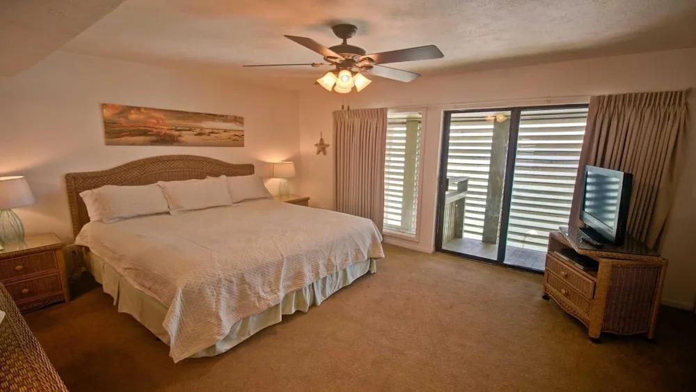 221 LAS Brisas Bayfront  2 Bedroom Condo