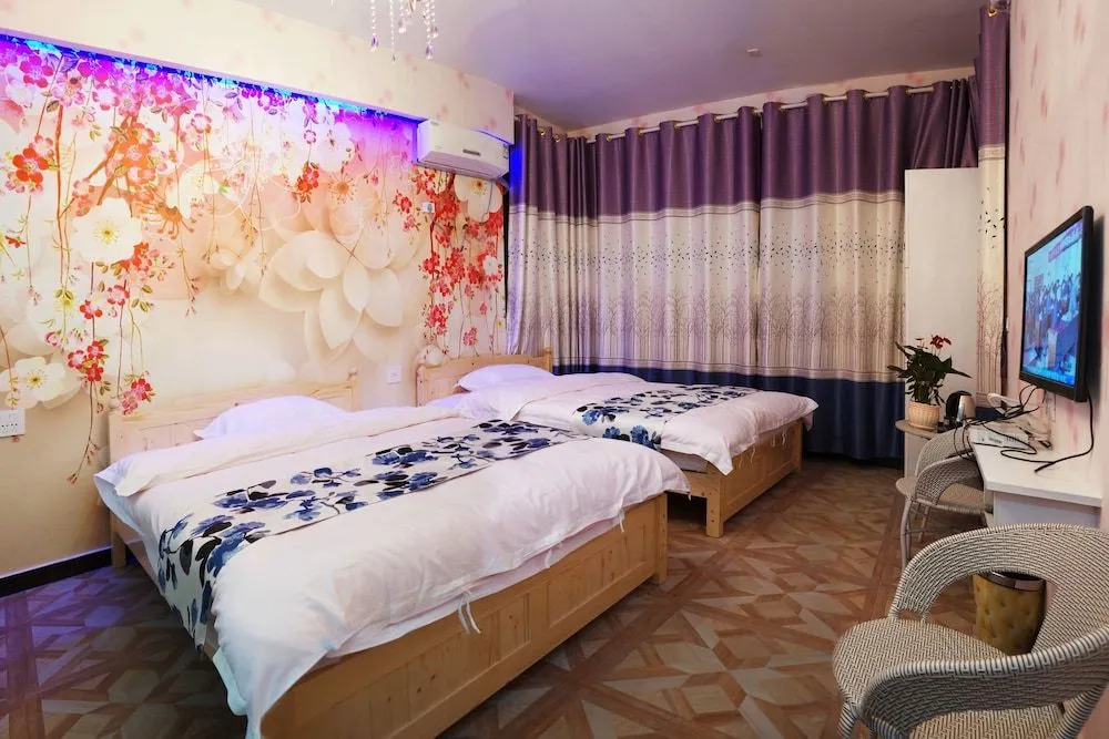 Wuzhen Tiantaixiehou Hotel