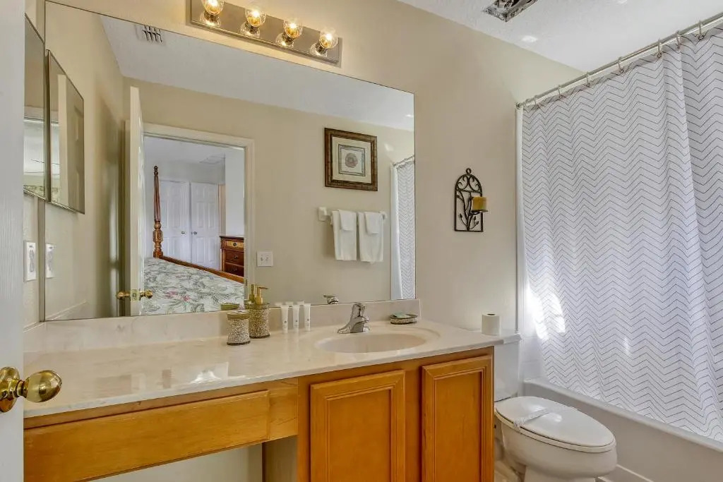 Mickeys Sunspot - 6 bed Emerald Island Resort pool home