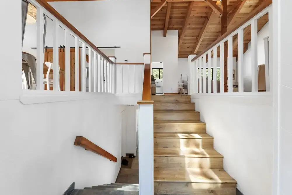 Bright & Modern Cabin Luxury Home in Carnelian Bay!