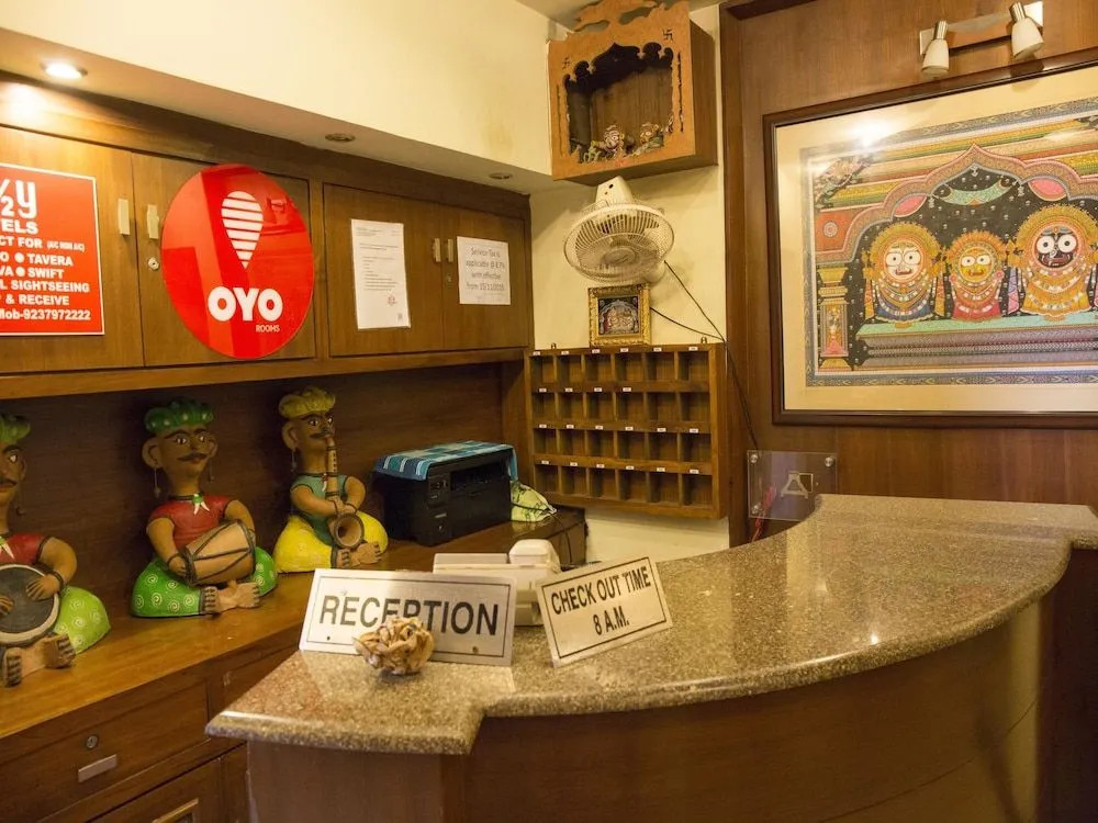 OYO 3886 Hotel Trimurti Heights