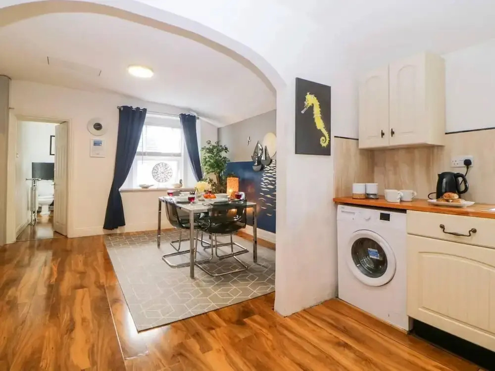 31 Southhams Lodge