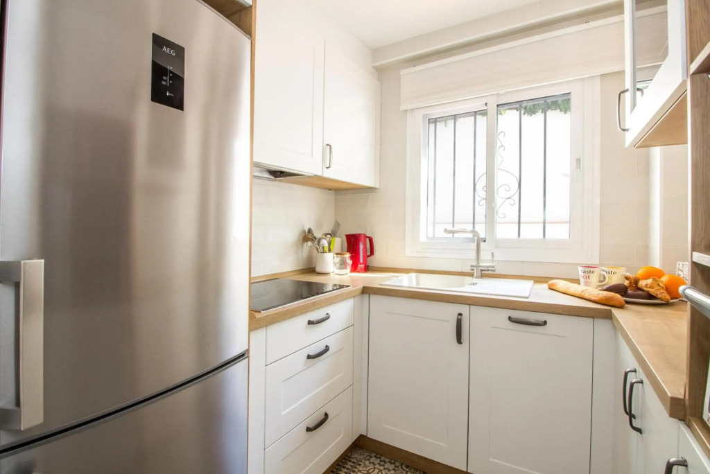 Perfectly located beachside apartment in Elviria Marbella