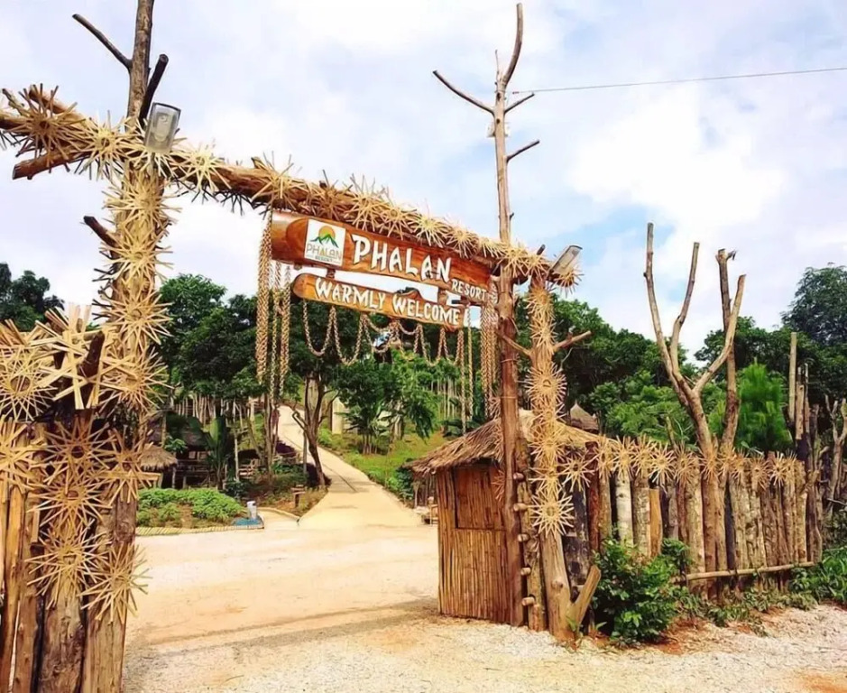 Phalan Resort
