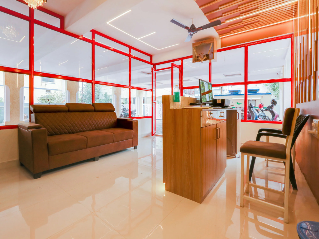 Collection O White Ridge Kamineni