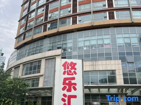 7 Pomelo Apartment