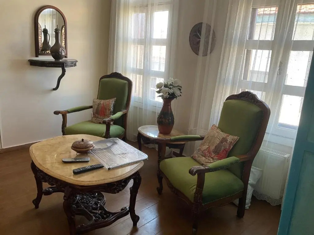 Chez Nebahat Boutique