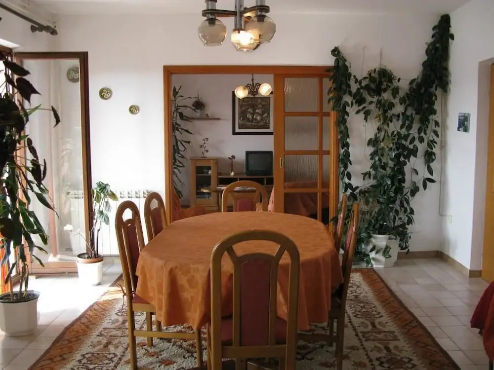 Apartments Mahić