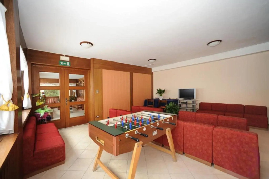 Hotel Bucaneve