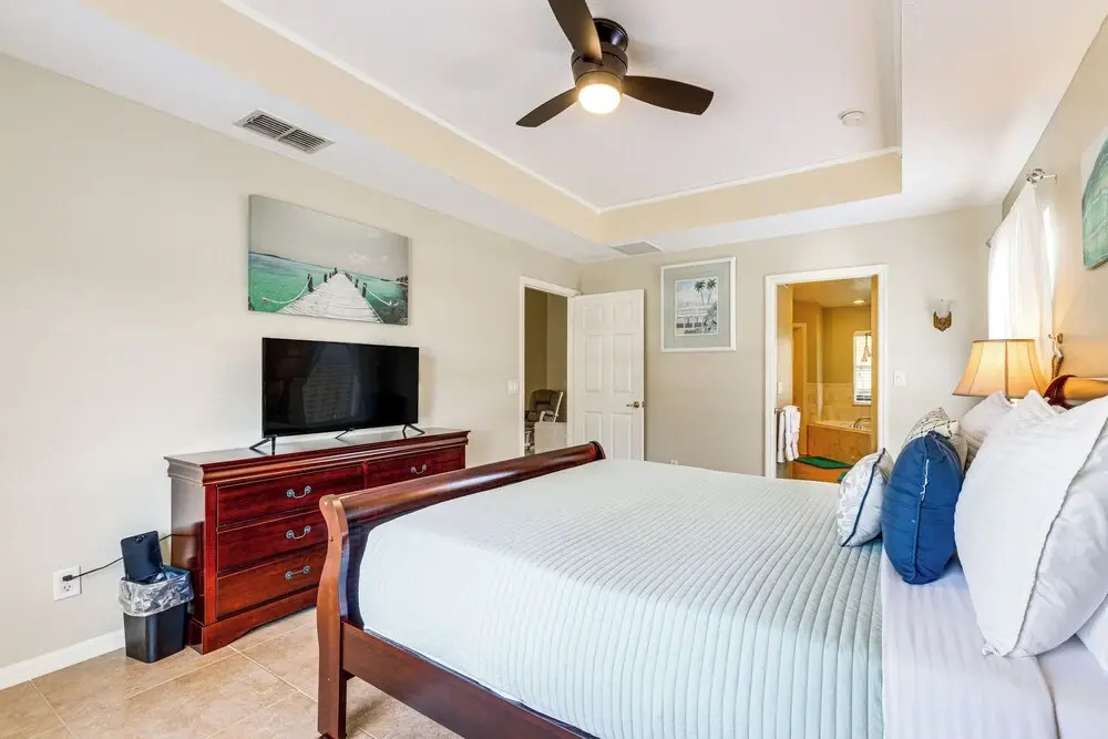 Pet-friendly Florida Home w/ Patio + Gas Grill!