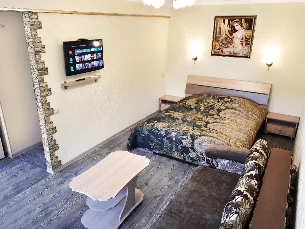 Lux Apartment on Mayakovsky 6