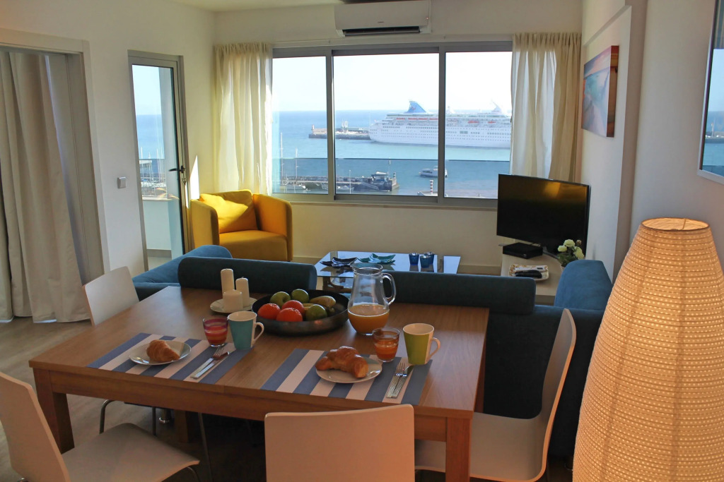 Overlooking the Marina, central location | Petronella Marina Apartment