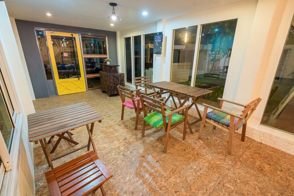 T Smy House - Hostel