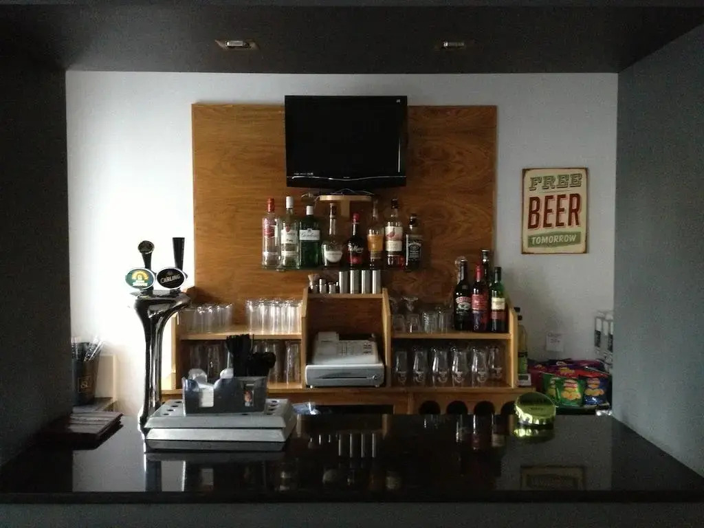Sir William Fox Hotel