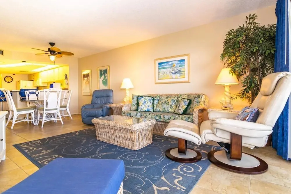 Coquina Moorings 106