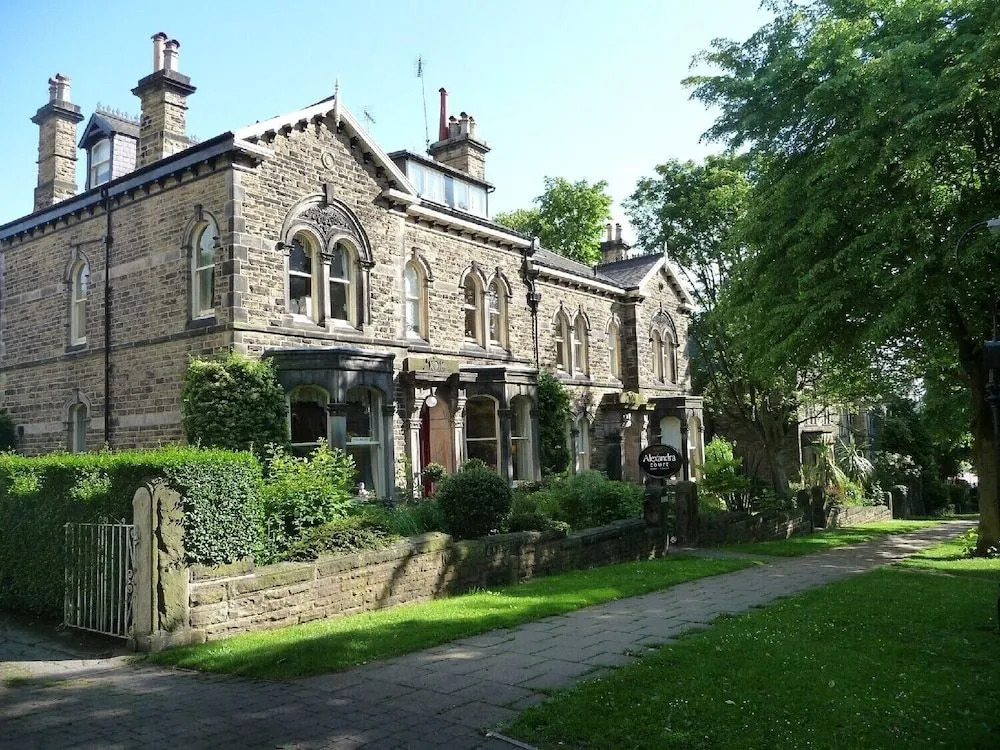Alexandra Court