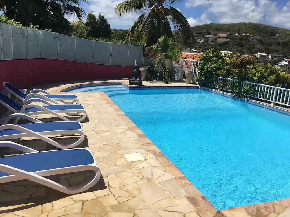 Villa With 2 Bedrooms in Le Vauclin, With Wonderful sea View, Private Pool, Enclosed Garden - 1 km From the Beach