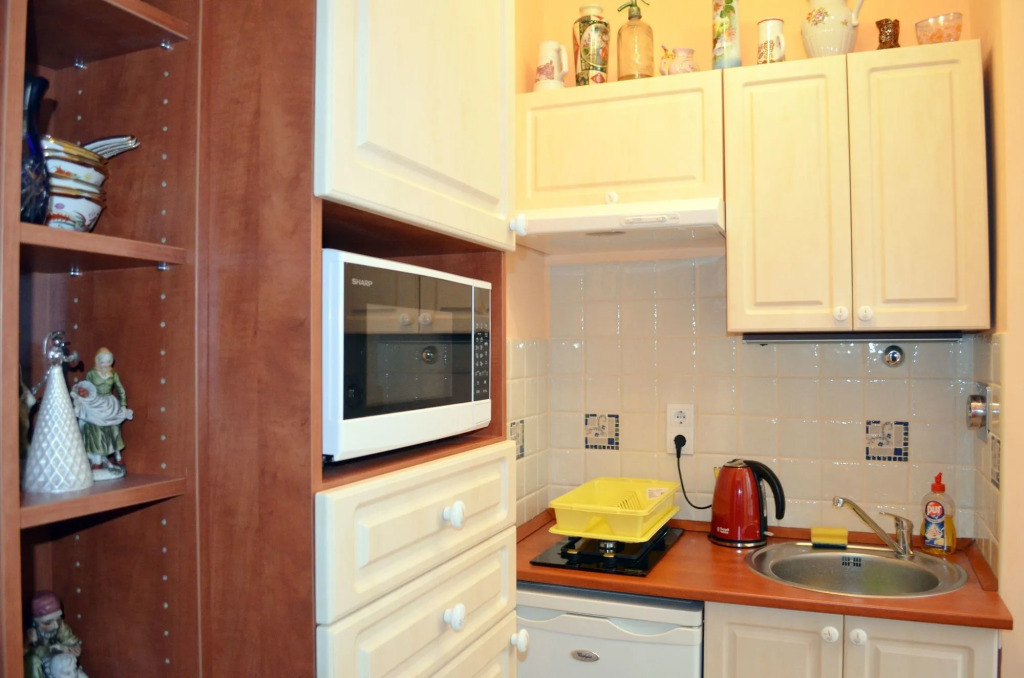 Central 5 Guest House