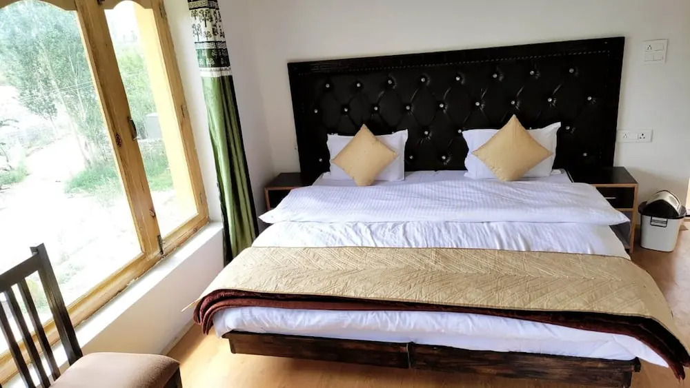 Hotel Nubra Delight and Camps