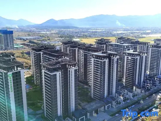 EzzI Hotel