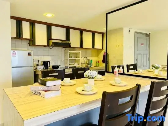 Selat Horizon Condominium by Myplace