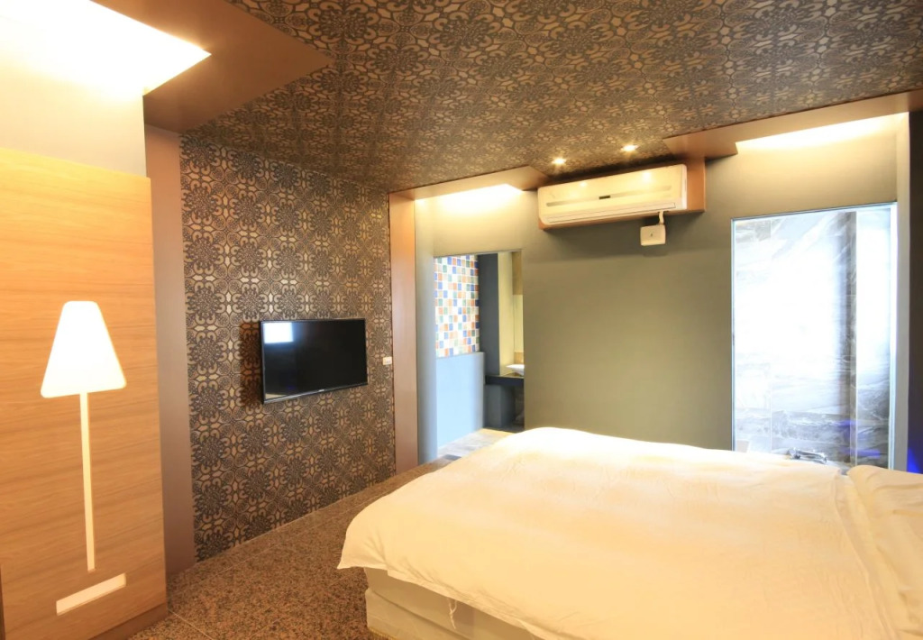 Bollinger Hotel