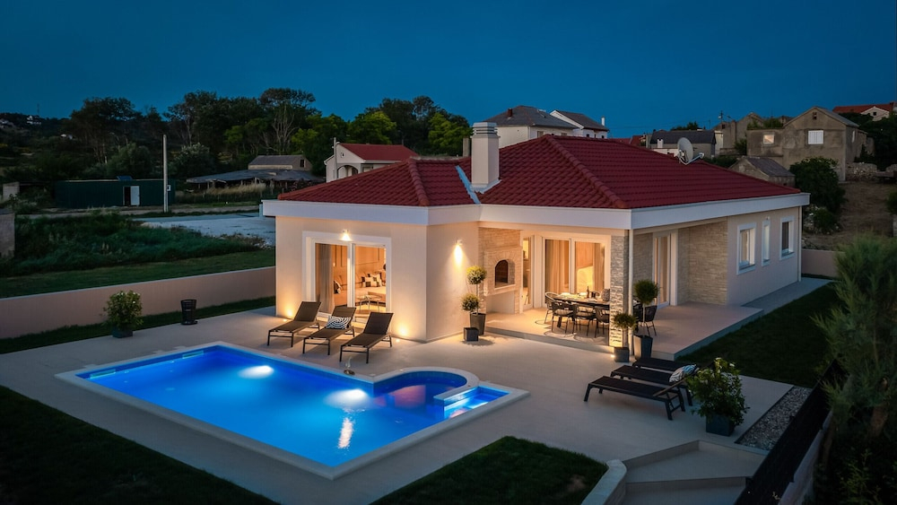 Villa Eleni ZadarVillas