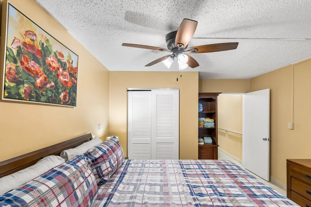Yours For The Asking- Cozy, Caribbean, Condo 2 Bedroom Condo by RedAwning