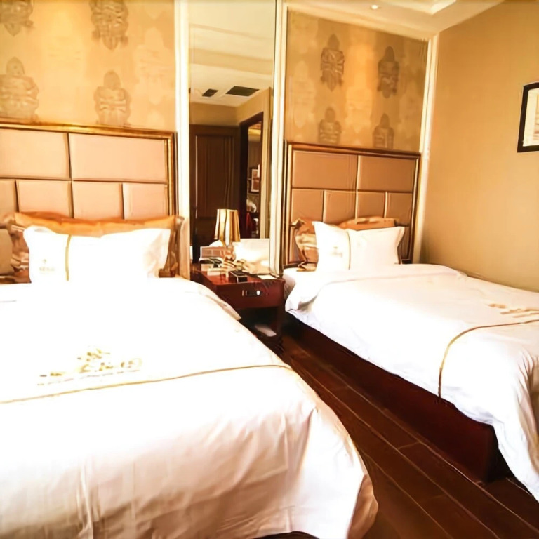 Seasons Garden Hotel