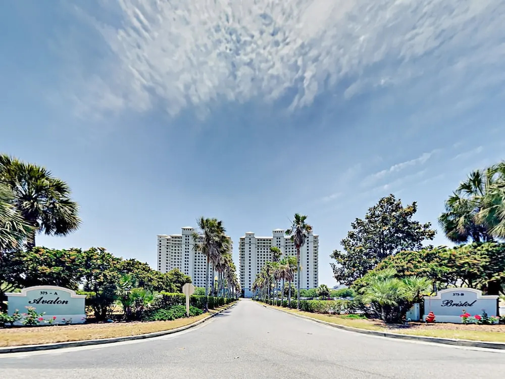 375 Beach Club Trail Condo Unit B1903 4 Bedrooms 4.5 Bathrooms Condo