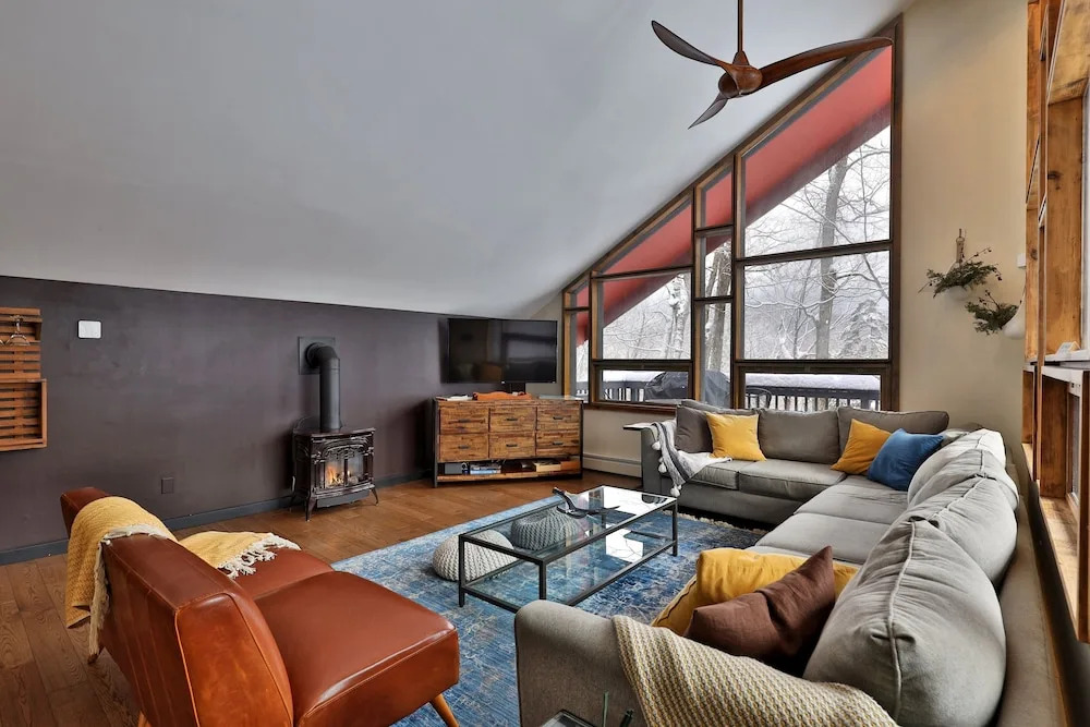 Whitetail Chalet 4 Bedroom Home