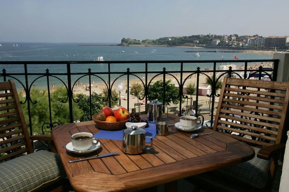 Hôtel de la Plage - Saint Jean de Luz