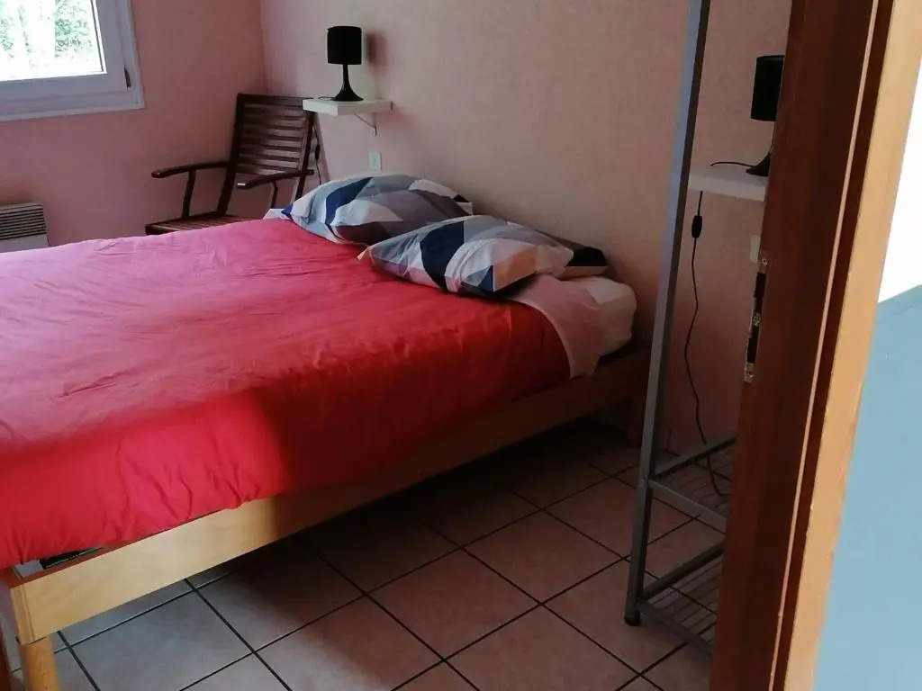 Gîte spacieux avec cheminée, proche nature, accessible PMR, idéal famille et motards - FR-1-589-34