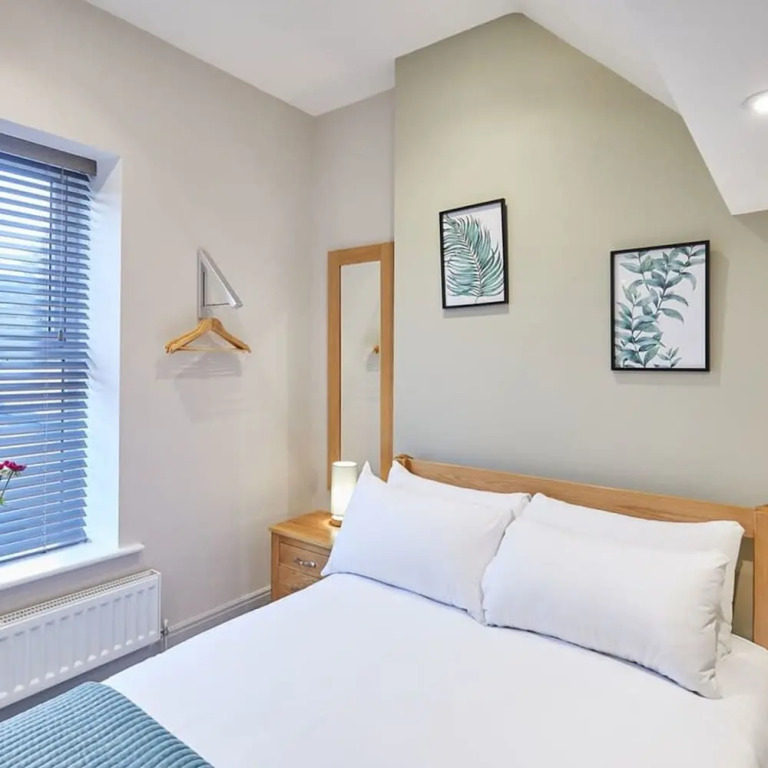 Host & Stay - Ramblers Retreat