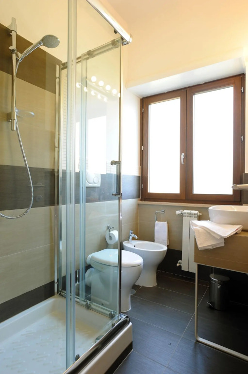 Honey Rooms