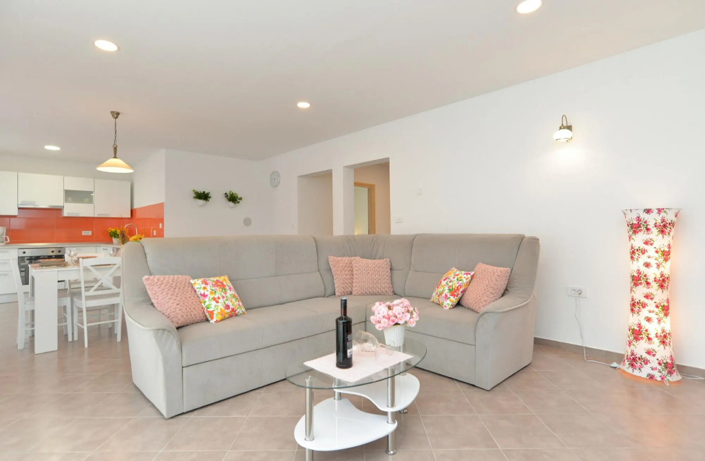 Apartment 1659