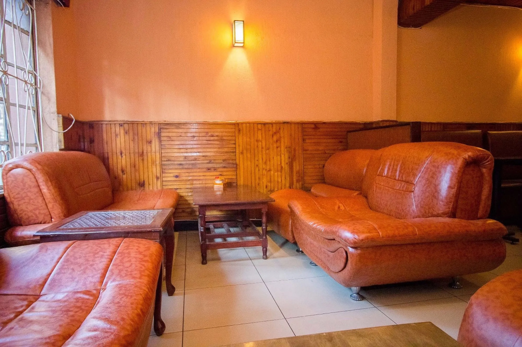 Hotel Embassy