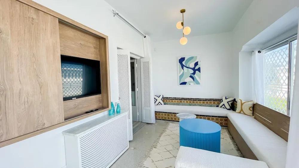 The Sea House Beach Front Villa With Pool