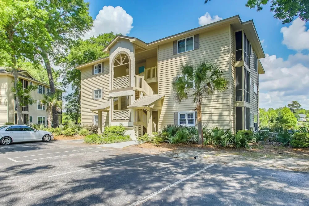 Sunset Beach Golf Condo w/ Pool ~ 2 Mi to Beach!