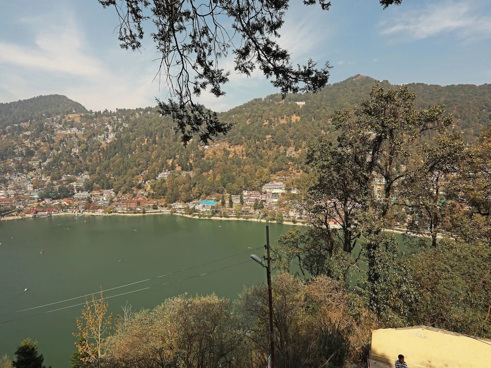 OYO 13157 Home 2BHK Lake View Ayarpatta Nainital