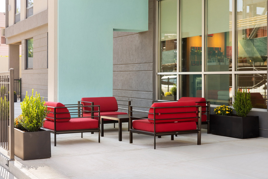 avid hotels - Brooklyn Dyker Heights by IHG