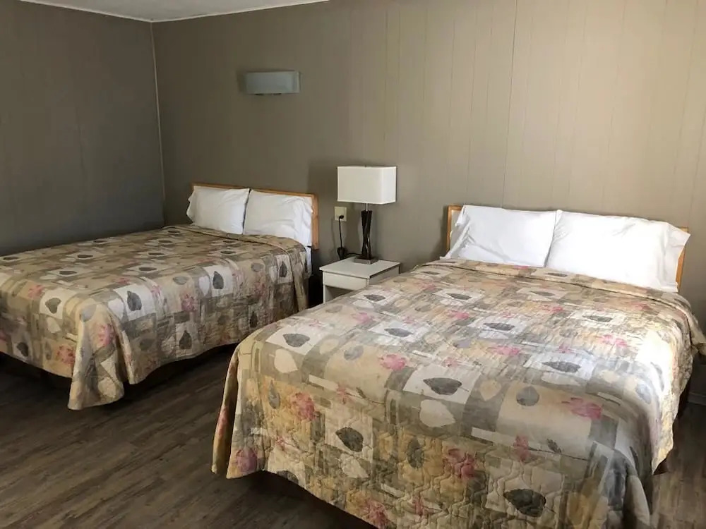 Moose Motel