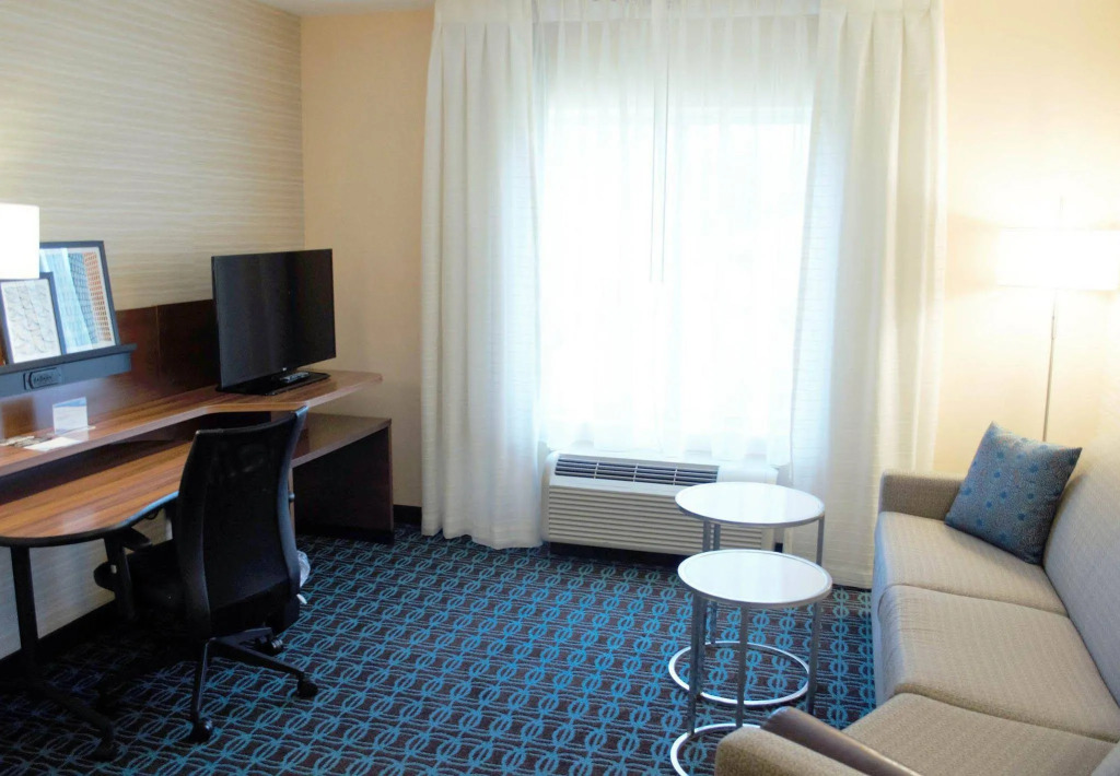Fairfield Inn & Suites Stroudsburg Bartonsville / Poconos