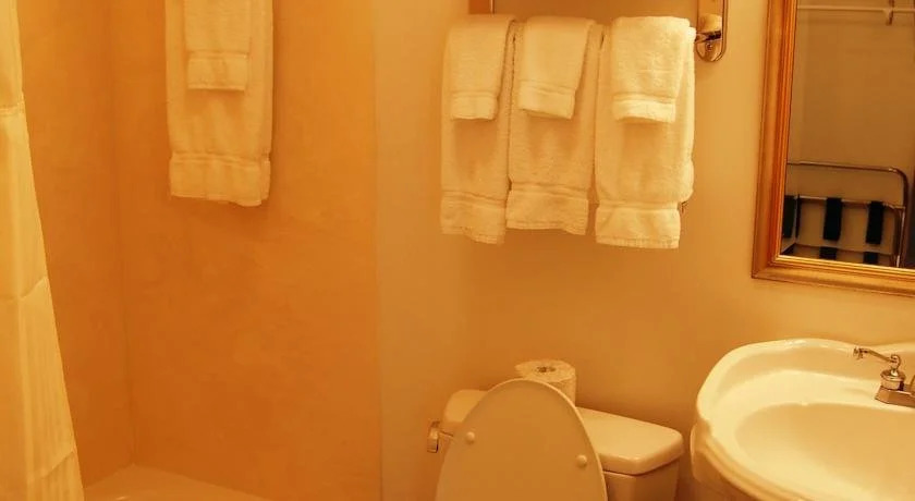 Washington Suites