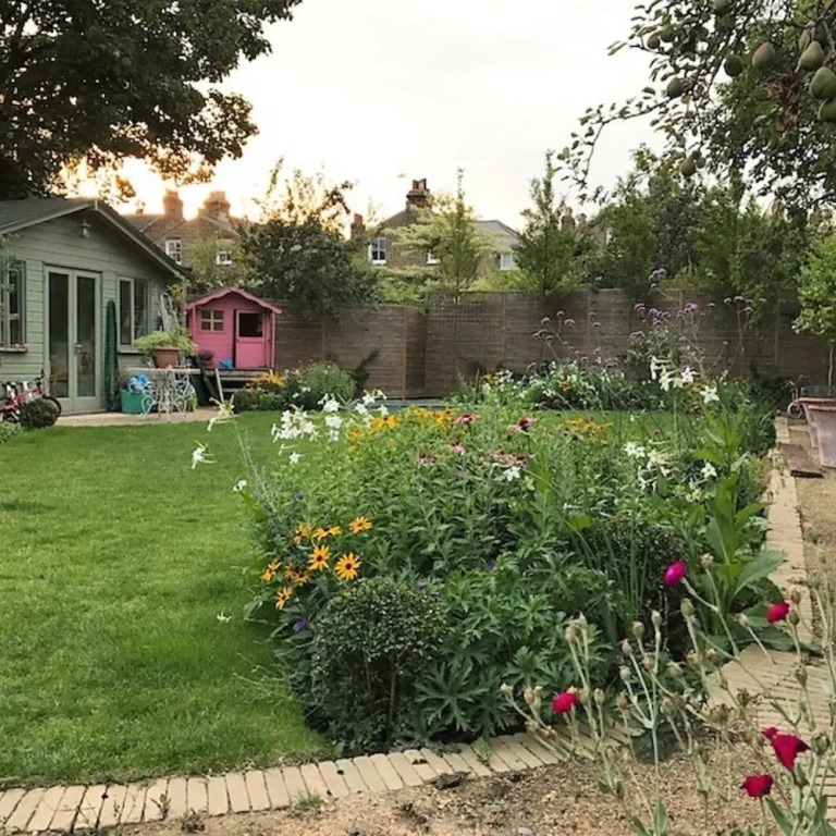 Rylett Crescent Family House