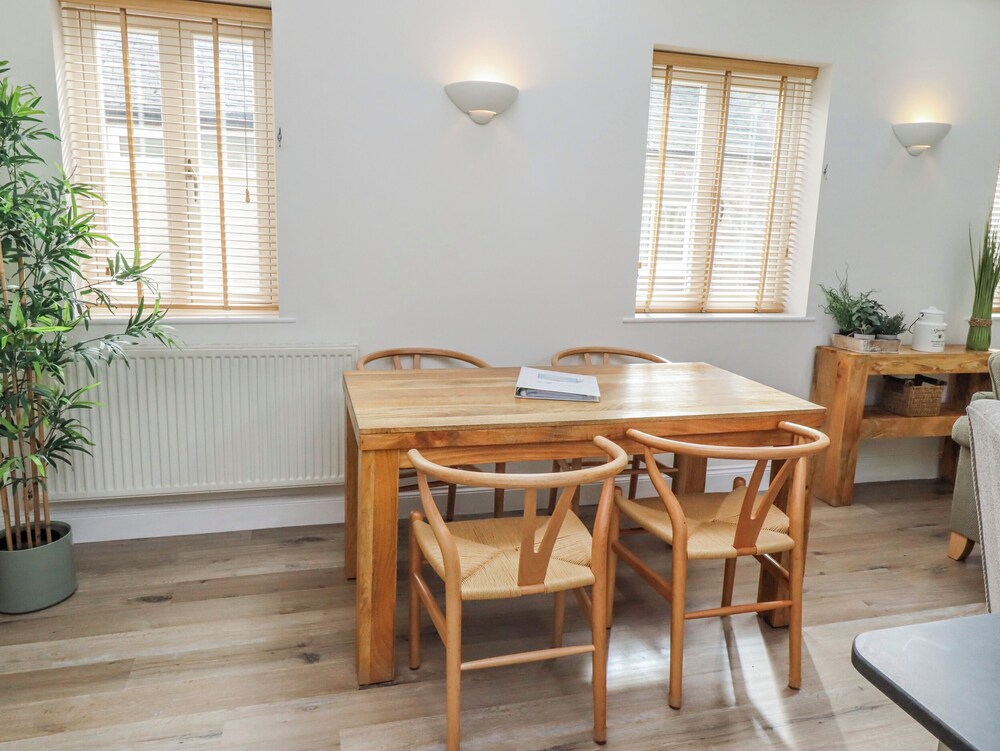 Hideaway Cottage No 1