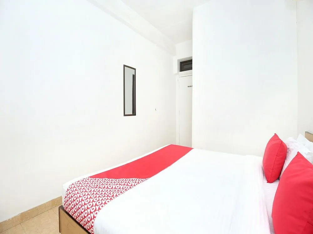 OYO 13365 Hotel Teg Royal