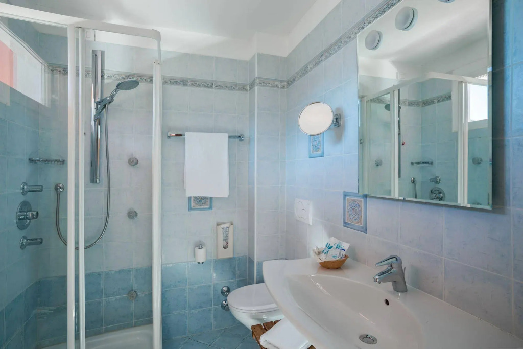 Hotel Londra Slow Living Molveno