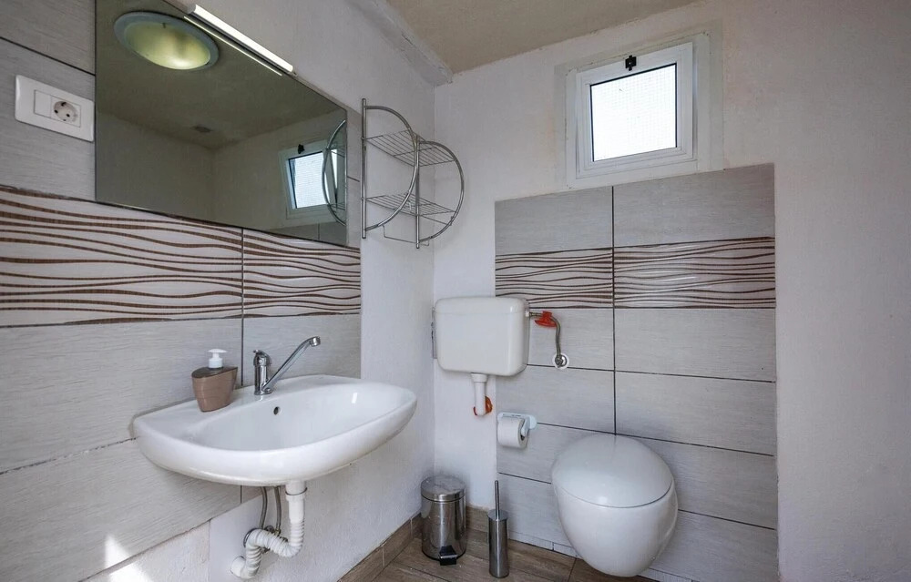 Beautiful Home in Brtonigla With 3 Bedrooms, Wifi and Outdoor Swimming Pool