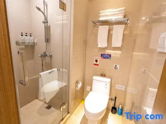 Ningbo Yujian Apartment (International Convention and Exhibition Center)